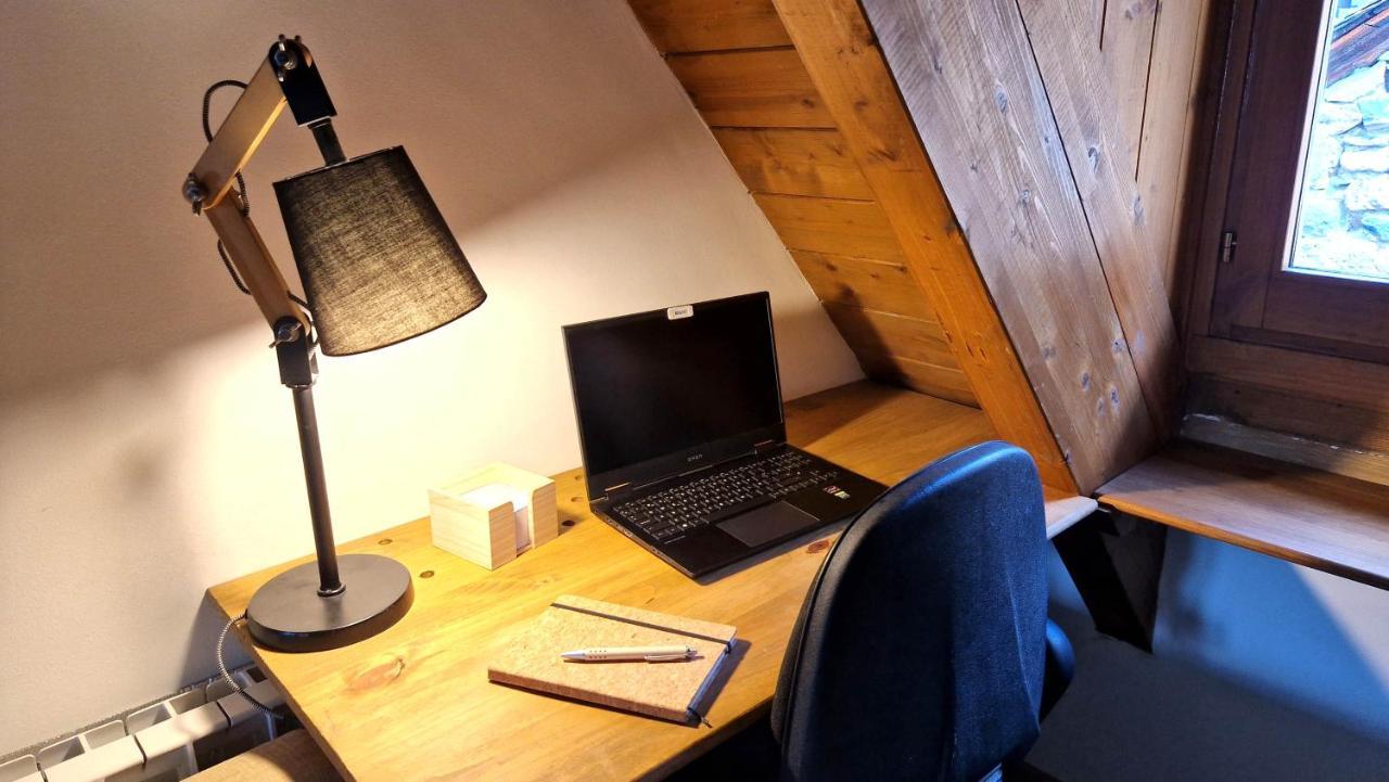 Centro De Sallent Con Wifi Apartment *